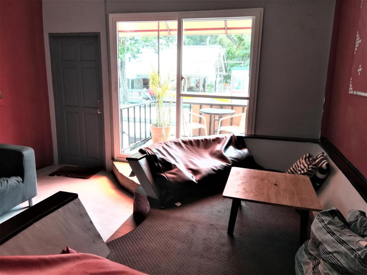 沙美岛红色大型团体度假屋 度假居